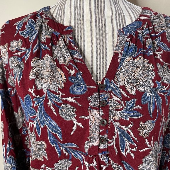 Lucky Brand Floral Damask Burgundy Wine V Neck 3/4 Sleeve Lightweight Blouse XS - Picture 3 of 10